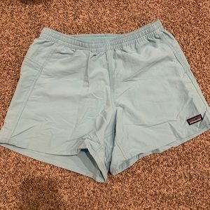 Patagonia shorts size small